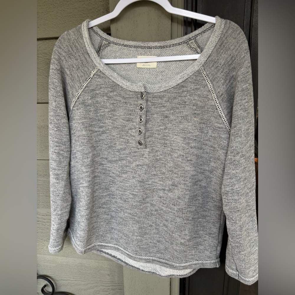 Aerie Light Gray sweatshirt